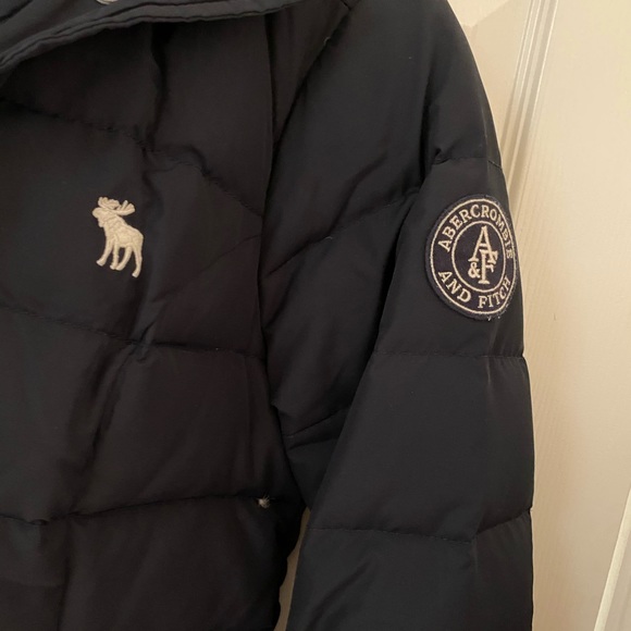 Abercrombie & Fitch puffer Jacket - Picture 3 of 8